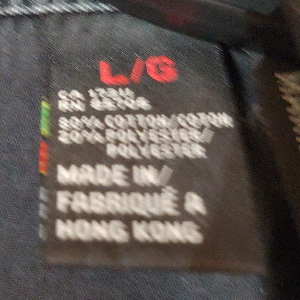 Shirt - Picture 3 of 6